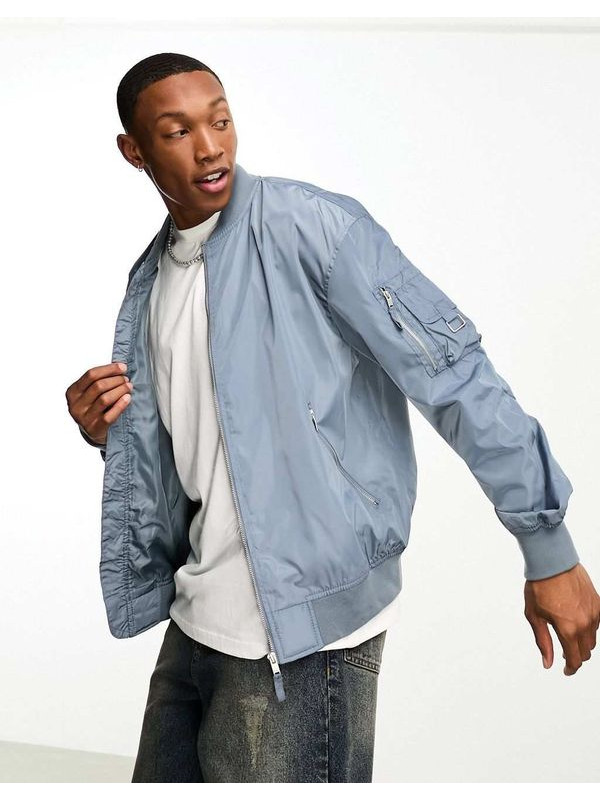 Синяя нейлоновая куртка Bershka Синяя нейлоновая куртка Bershka