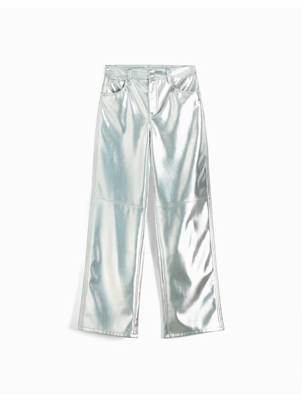 Брюки Bershka Faux Leather Straight Fit Trousers, серебристый
