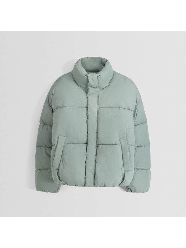 Куртка Bershka Puffer, светло-бирюзовый Куртка Bershka Puffer, светло-бирюзовый